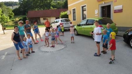 KRESNI VEČER NA RADULJI